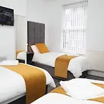 Sybil Townhouse Anfield Sleeps 15