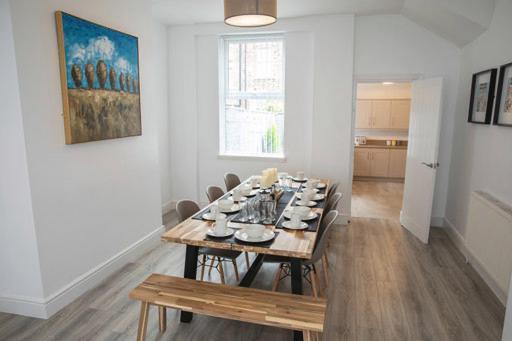 Holiday home Sybil Townhouse Anfield Sleeps 15